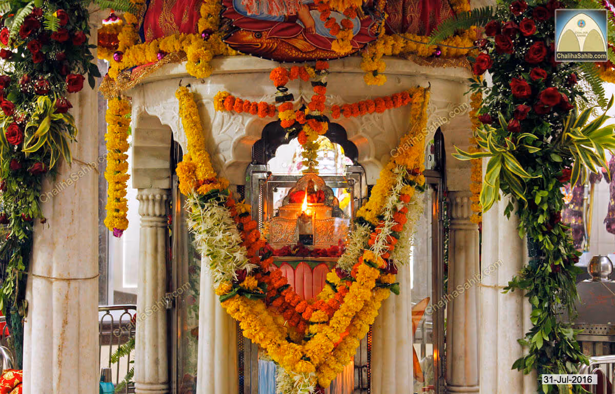 The Akhand Jyot burning in its shrine at Puj Chaliha Sahib Jhulelal Mandir